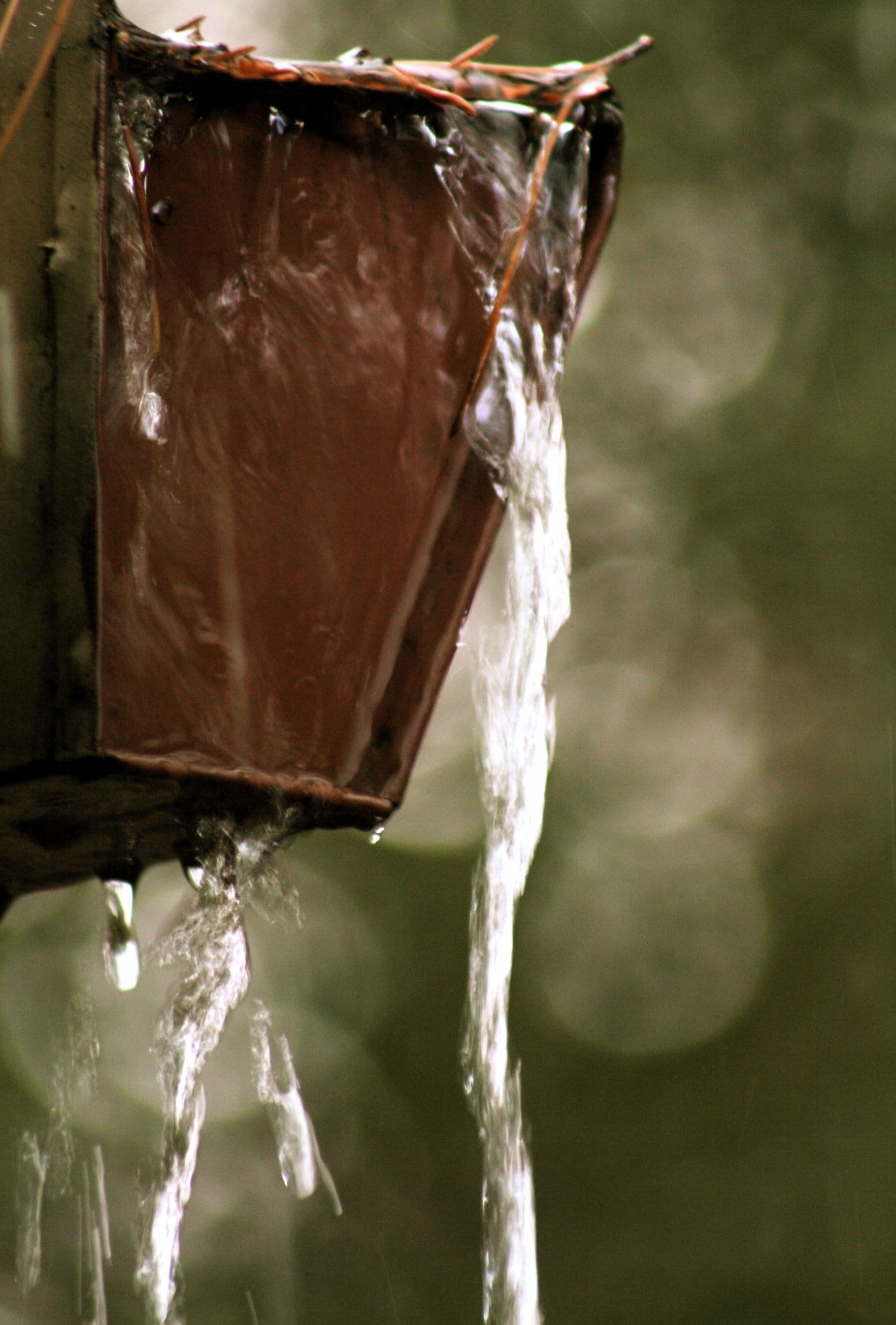 Overflowing Gutters without Gutter Guard Protection