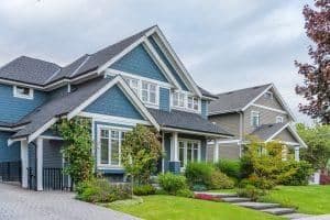 bigstock-Houses-in-suburb-at-Summer-in-day