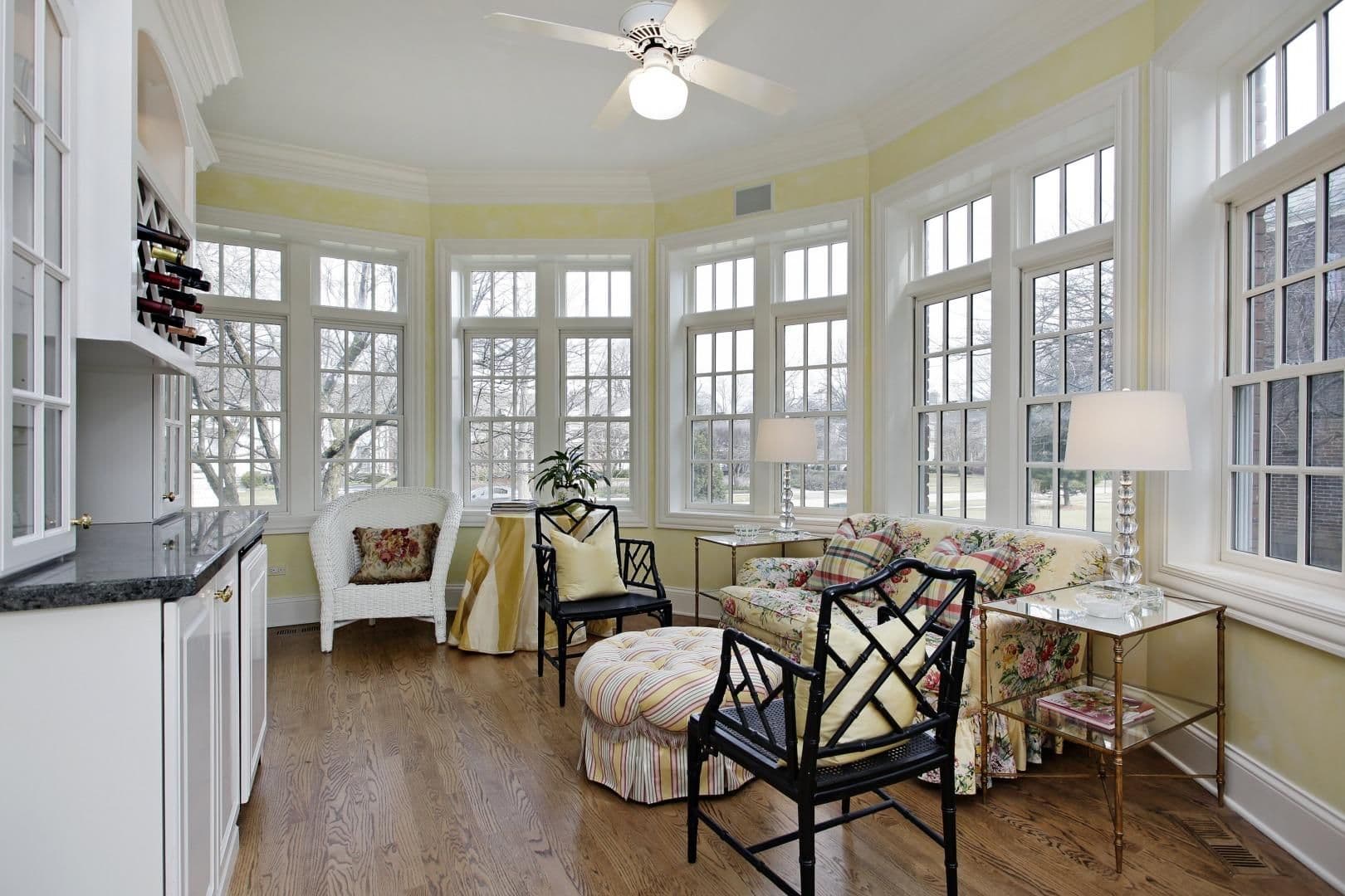 bigstock-Sun-room-in-upscale-home-with-168966752.jpg