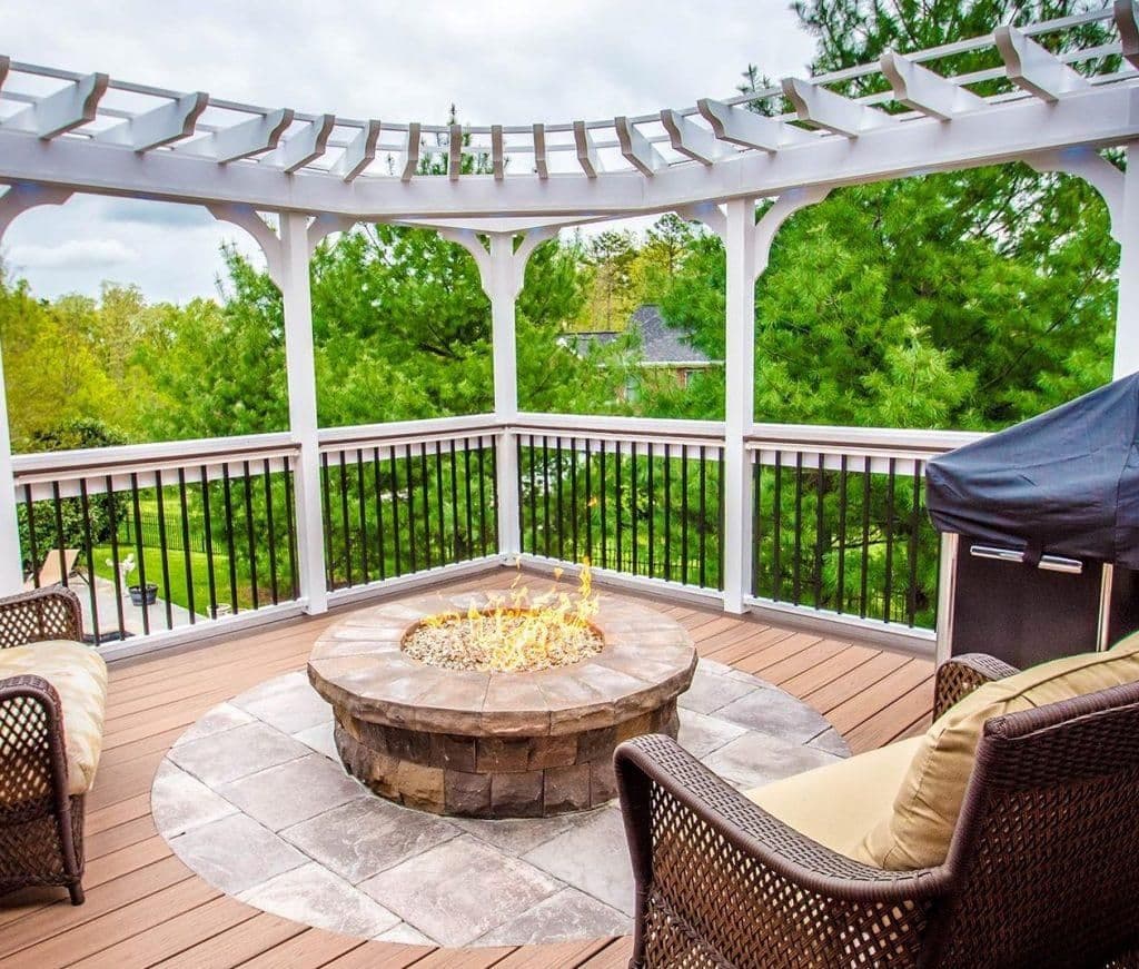 DekTek-Tile-15-Oak-1024x871